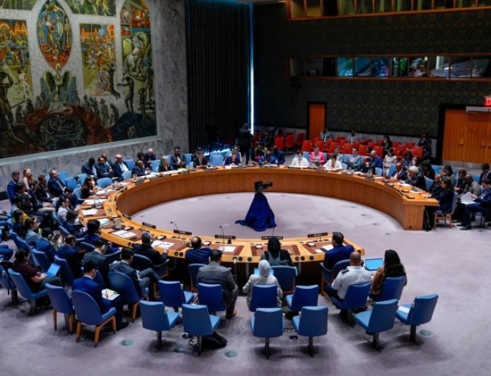 مجلس الأمن يؤجل التصويت على قرار مضيق هرمز مجددا