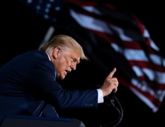 سنفضحهم.. ترامب يحذر من محتالين ودجالين في المفاوضات بين واشنطن وطهران