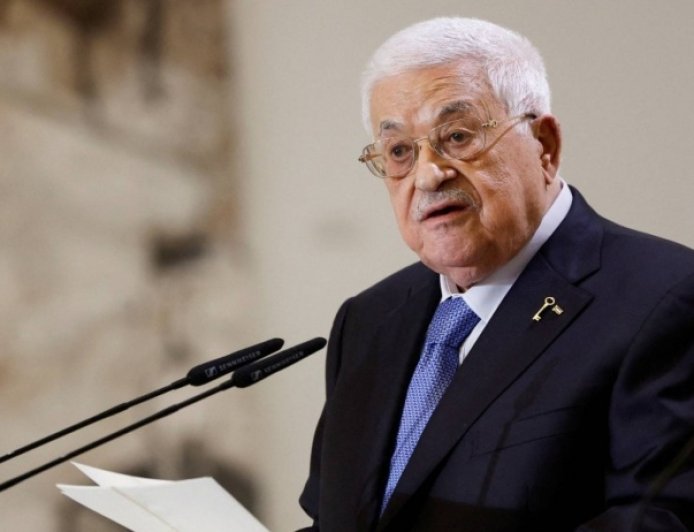 الرئيس في رسالة عيد القيامة: متمسكون بالأمل وحقوقنا.. والاحتلال واهم بتغيير وضع المقدسات