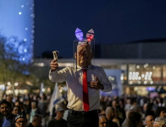 طالبوا برحيل الحكومة.. مظاهرات حاشدة ضد نتنياهو في عدة مدن إسرائيلية