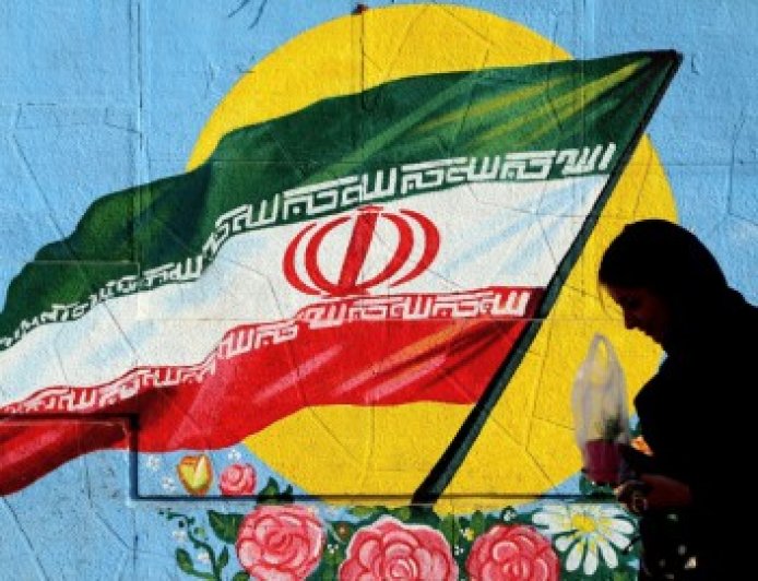 مفاوضات إنهاء الحرب بين أمريكا وإيران تراوح مكانها وغموض حول المقترحات الجديدة.. وترامب يؤكد “انتصاره” في الحرب