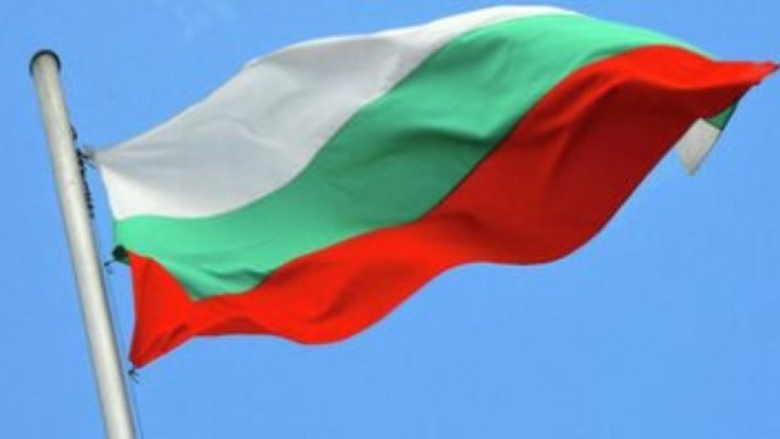 إيران تحذر بلغاريا: "لا تسمحوا للولايات المتحدة باستخدام مطاراتكم لأغراض الحرب"