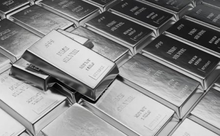 الفضة تحافظ على أعلى مستوى لها في أسبوع قرب الـ80 دولاراً للأوقية