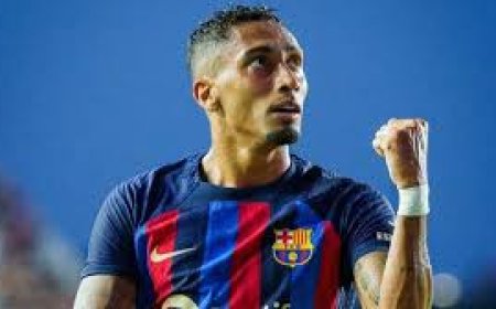رافينيا يقود برشلونة للفوز على بيتيس في مباراة الوداع لليفاندوفسكي