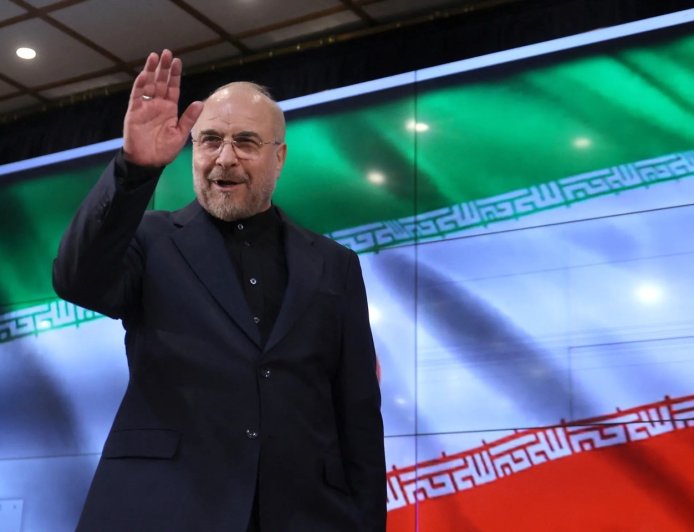 إعادة انتخاب قاليباف رئيسا للبرلمان الإيراني