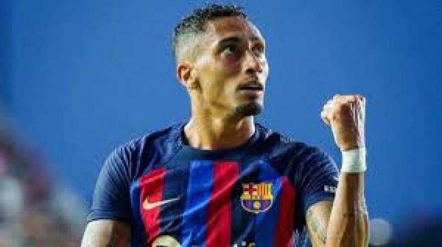 رافينيا يقود برشلونة للفوز على بيتيس في مباراة الوداع لليفاندوفسكي