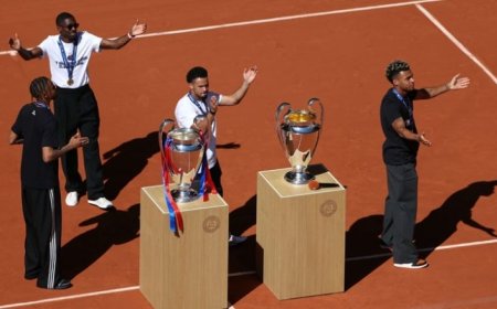 نجوم باريس سان جيرمان يحتفلون بدوري الأبطال في ملاعب التنس