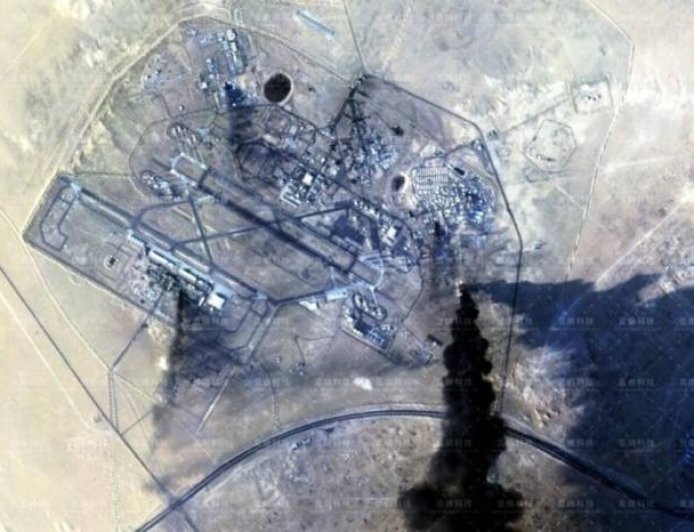 الحرس الثوري يعلن استهداف سفينتين في هرمز و18 هدفا عسكريا أمريكيا في المنطقة