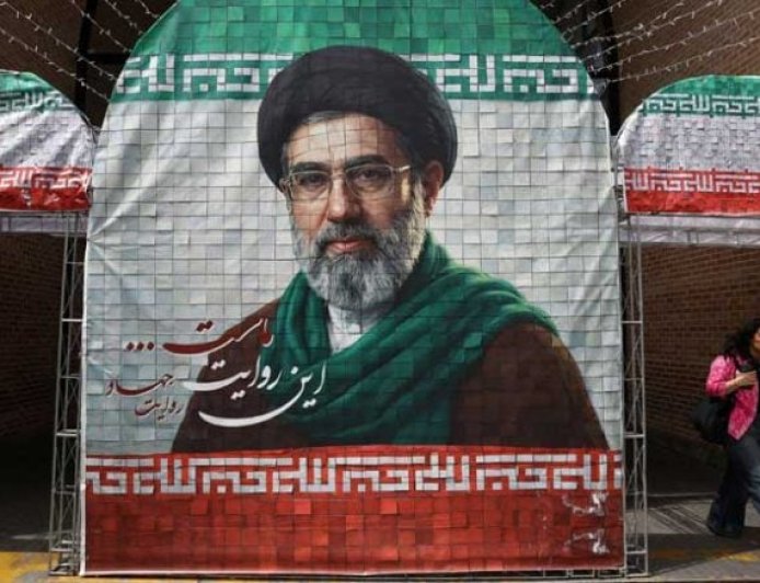 إيران: الاتفاق مع أمريكا تم إنجازه نهائيا تحت قيادة مجتبى خامنئي