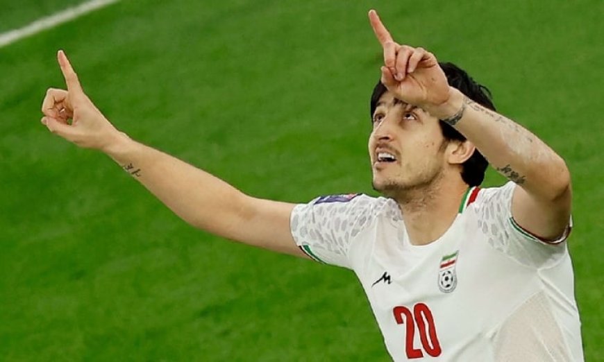 اتُهم بــ”الخيانة” بعد ظهوره في صورة مع حاكم دبي.. استبعاد هداف إيران أزمون من القائمة النهائية للمونديال