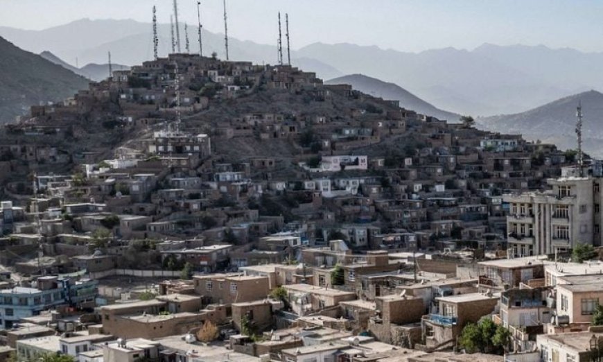 غارات باكستانية تقتل 12 أفغانيا على الأقل