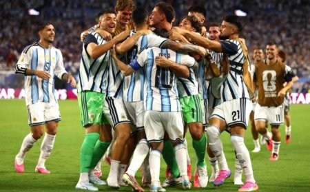 الأرجنتين تنجو من رعب القروش الزرقاء وتصطدم بالفراعنة في دور الـ16