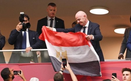 ردا على الانتقادات.. إنفانتينو يرفع علم مصر