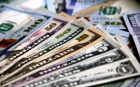 الدولار عند أعلى مستوياته في أسبوع مع تجدد الضربات الأميركية على إيران