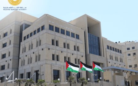سلطة النقد تعدّل آلية خصم أقساط قروض موظفي القطاع العام في غزة