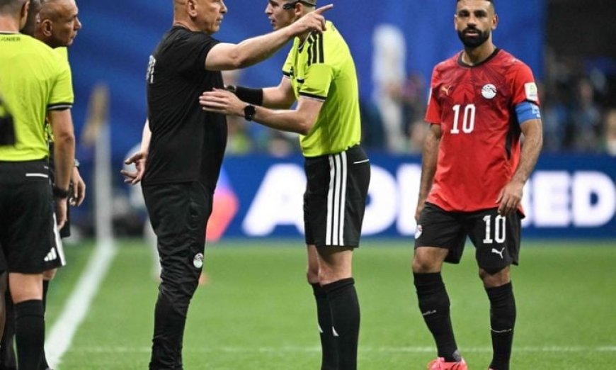 كاراغر يدعم المشككين في قرارات حكام مصر والأرجنتين