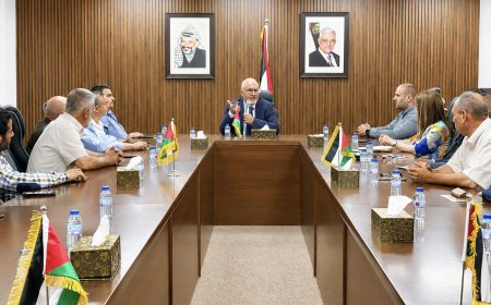 وزير الزراعة يلتقي رؤساء وممثلي 26 هيئة محلية  ومجلس بلدي وقروي من محافظة رام الله والبيرة لتعزيز التخطيط الزراعي وتوجيه المشاريع نحو الأولويات المحلية