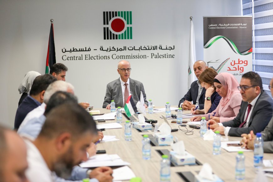 خلال لقائه مع مؤسسات المجتمع المدني الحمد الله يؤكد إجراء الانتخابات التشريعية في موعدها المقرر