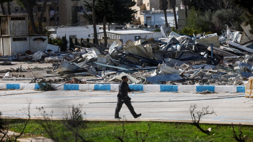 بن غفير يعلن بدء إخلاء مقر الأونروا في كفر عقب شمال القدس