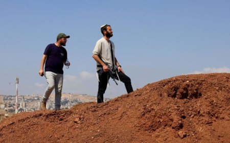 مستوطنون يهاجمون ممتلكات فلسطينية ويعتدون على مصادر المياه في الضفة