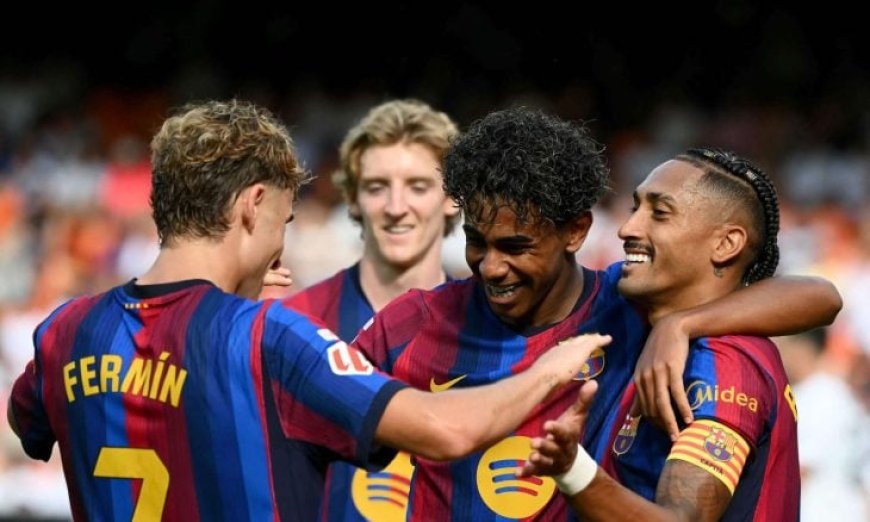 برشلونة يكتسح بلنسية بخماسية ويواصل انطلاقته المثالية في الدوري الإسباني