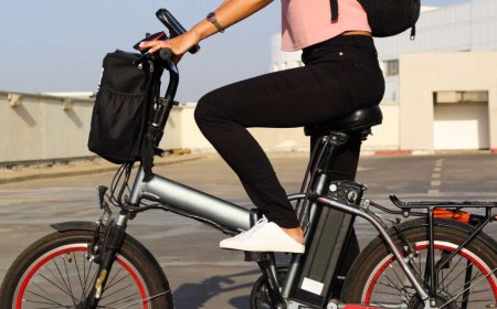 ترخيص ومصادرة المخالفين.. نظام جديد للدراجات والسكوترات الكهربائية