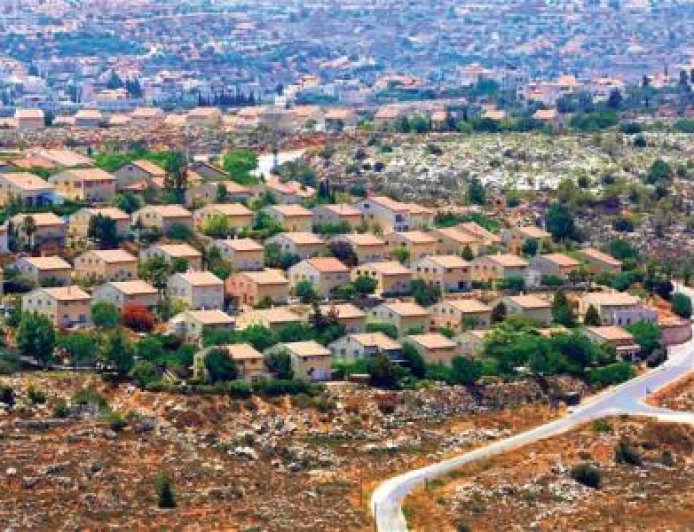 بريطانيا تلوّح بعقوبات ضد شركات تشارك في مشاريع الاستيطان بمنطقة E1