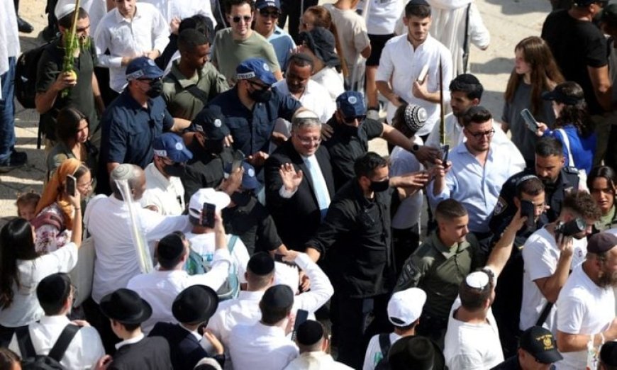 بن غفير يتحدث عن توسيع اقتحامات الأقصى.. وتصاعد الطقوس الاستيطانية خلال عيد العرش
