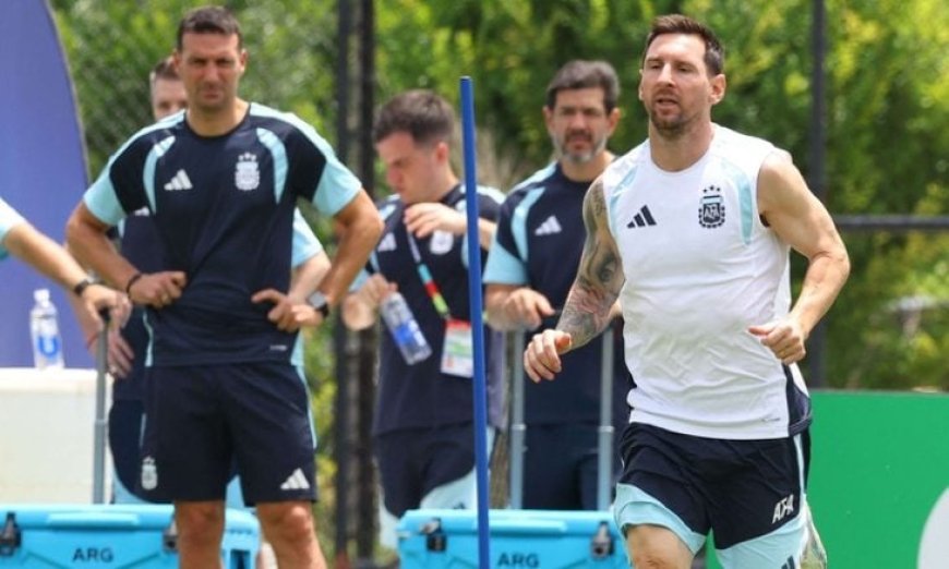ميسي يصل الأرجنتين استعداداً للظهور الأخير بقميص المنتخب